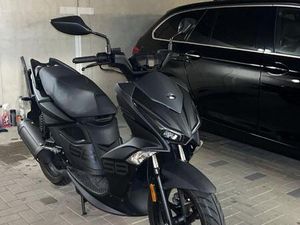 KYMCO SUPER 8 R