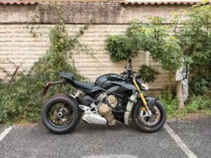 DUCATI STREETFIGHTER V4S 2022