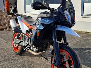 KTM 890 SMT