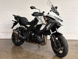 KAWASAKI VERSYS 1100 SE - VORFÜHRMOTORRAD - TOP ZUSTAND!