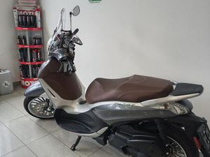 PIAGGIO BEVERLY 300, 2018 GOD.