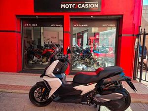 BMW - C 400 X