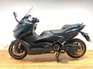YAMAHA - TMAX