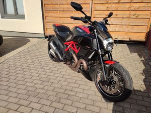 DUCATI DIAVEL CARBON RED ABS 1200