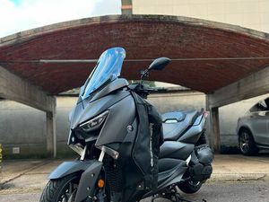 YAMAHA XMAX 400 ABS