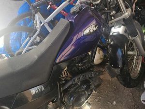 A VENDRE MOTO YAMAHA 125 X-TRAIL