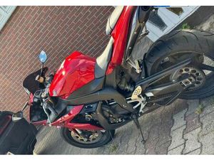 YAMAHA YZF-R1 RN12 - TÜV NEU - BATTERIE NEU