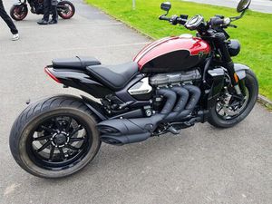 TRIUMPH ROCKET 3 STORM R UMBAU, WINTER WEEKS DEAL