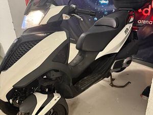 PIAGGIO MP3 300 YOURBAN LT