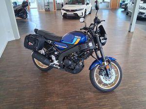 YAMAHA XSR125