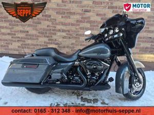 HARLEY-DAVIDSON STREET GLIDE FLHXI (BJ 2013) 24,000 MLS — MOTOREN | HARLEY-DAVIDSON — MARKTPLAATS