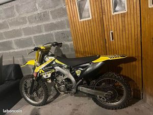 SUZUKI 450 RMZ MOTO CROSS ÉCHANGE