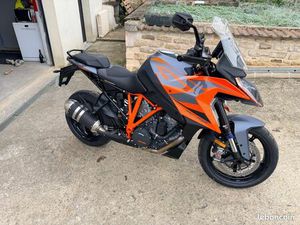 KTM 1290 SUPER DUKE GT