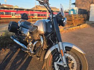 MOTO GUZZI CALIFORNIA 1400