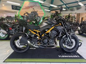 KAWASAKI Z900 VERFÜGBAR