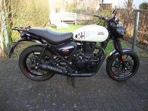 ROYAL ENFIELD HUNTER 350
