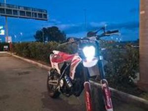 FANTIC MOTARD 125 - 2024