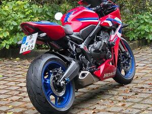 HONDA CBR 650 R 2024 E-CLUTCH