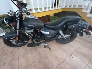 KEEWAY SUPERLIGHT COM POUCOS KMS