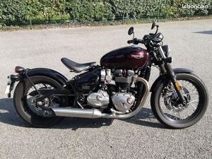 TRIUMPH BONNEVILLE BOBBER 1200CM3