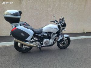MOTO YAMAHA 1300 XJR ANNÉE 2009