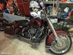 HARLEY DAVIDSON ROAD KING