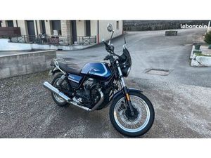 MOTO GUZZI V7 SPECIAL