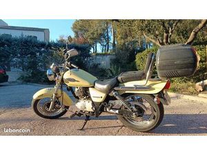 MOTO SUZUKI MARAUDER 125 CC