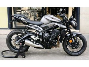 TRIUMPH STREET TRIPLE 765 R 2024 765 CM3 | MOTO ROADSTER | 3 684 KM | GRIS | 75017 PARIS 17