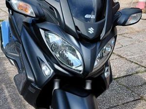 ② SUZUKI BURGMAN 650 TE KOOP