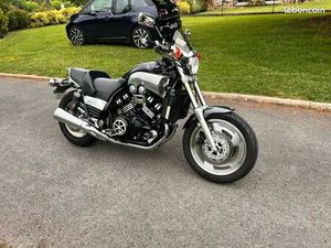 YAMAHA VMAX CARBON ÉDITION