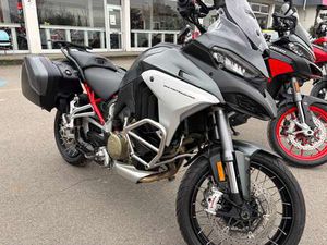 DUCATI MULTISTRADA V4 S TRAVEL RADAR ACCESSORIATA GRIGIO