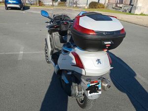 PEUGEOT METROPOLIS PEU KM