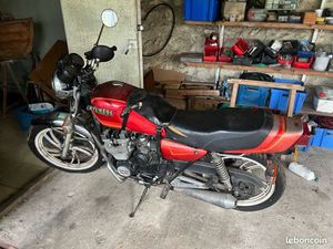 YAMAHA 400 XJ