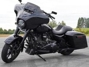 HARLEY-DAVIDSON 107 FLHXST STREET GLIDE SPECIAL BLACKED-OUT — MOTOREN | HARLEY-DAVIDSON — MARKTPLAATS