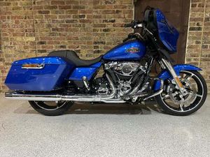 USED HARLEY-DAVIDSON FLHX STREET GLIDE FOR SALE IN AYLESFORD