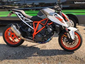 KTM 1290 SUPER DUKE R