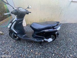 SCOOTER PIAGGO FLY