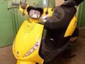 PIAGGIO ZIP 50 4T ANNO 2011 PARI AL NUOVO