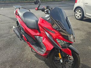 SCOOTER SYM JET X 125 TRÈS BONNE ÉTAT