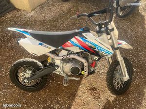 MOTO 125 CC