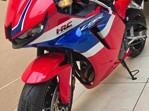 ② HONDA CBR600RR