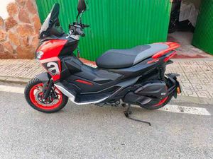 APRILIA - SR GT 200 SPORT