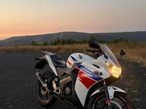 HONDA - CBR 125R
