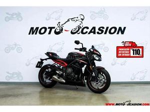 TRIUMPH - STREET TRIPLE