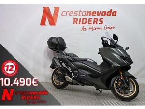 YAMAHA - TMAX 560 TECH MAX