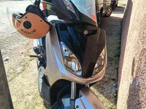 YAMAHA - XMAX 125