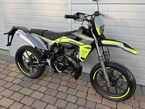 SHERCO 50 SM-R 2024R FLUO SUPERMOTO SHERCO 50 AM6 BENICE