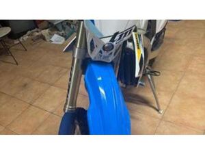 EN 125 FI 2T (2021 - 22)