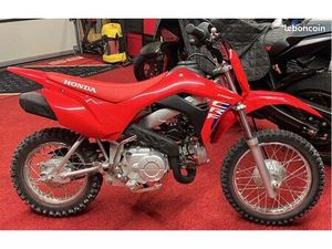 HONDA CRF110 DE 2025 AVEC MOINS DE 5H